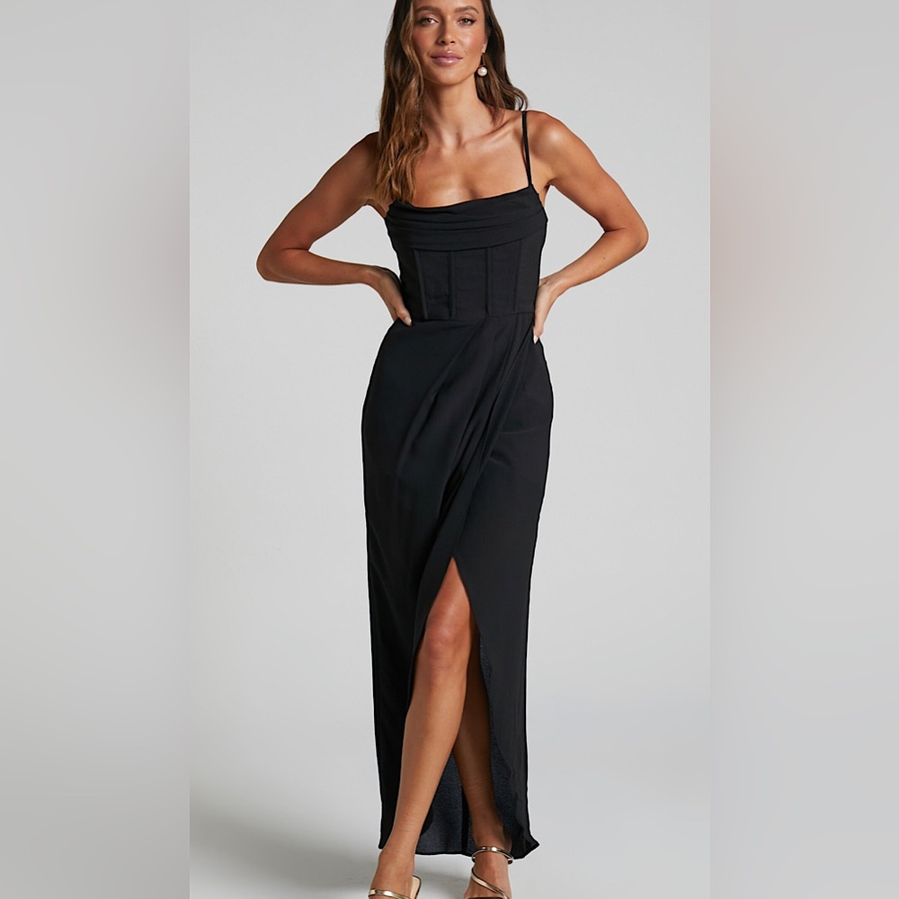 Showpo Andrina Midi Dress ✨